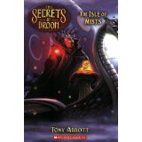[9780439560481] SECRETS OF DROON #22: THE ISLE OF MISTS (7-10yrs)